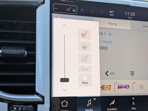 New 2026 Chrysler Pacifica Limited w/ Trailer Tow Group image 23