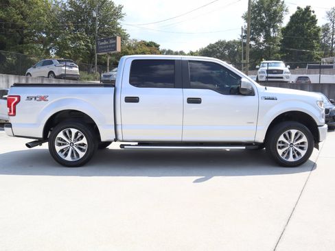Used 2017 Ford F150 XL w/ Equipment Group 101A Mid image 8
