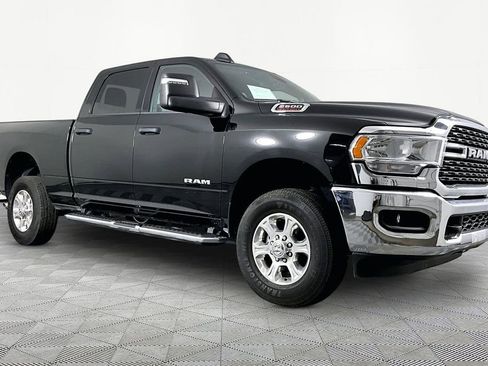 Used 2024 RAM 2500 Big Horn w/ Bed Utility Group AWD/4WD image 3