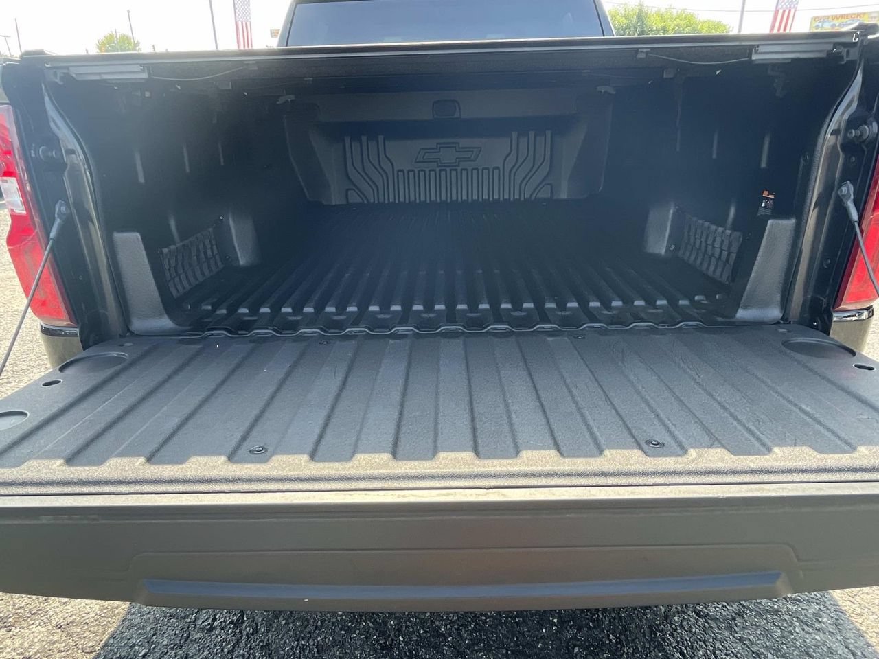 Used 2021 Chevrolet Silverado 1500 RST RWD image 9