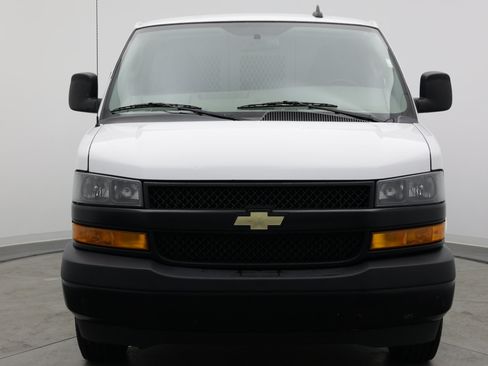 Used 2023 Chevrolet Express 2500 w/ Driver Convenience Package RWD image 2