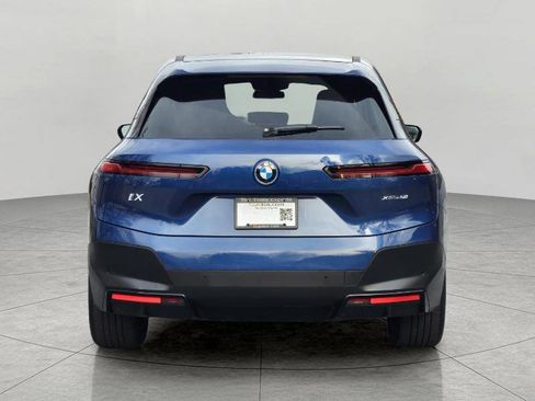 Used 2023 BMW iX xDrive50 w/ Ultimate Package 2 image 8