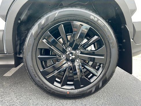 New 2026 Mitsubishi Outlander Sport ES image 8