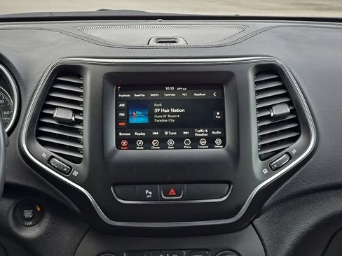 Certified 2020 Jeep Cherokee Latitude Plus image 29