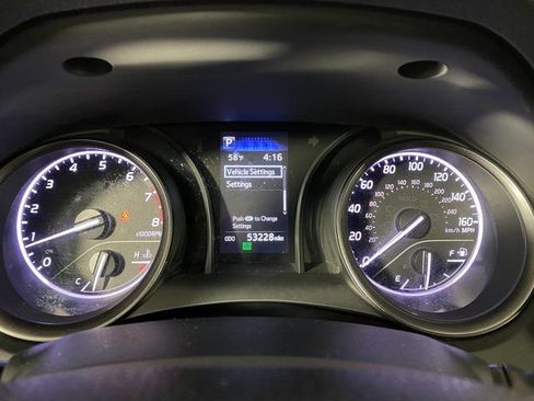Used 2023 Toyota Camry SE image 19