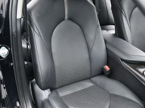 Used 2024 Toyota Camry XSE FWD image 17