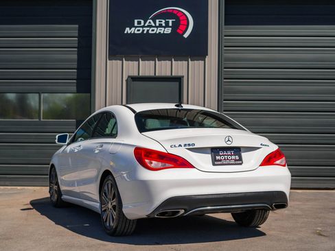 Used 2019 Mercedes-Benz CLA 250 4MATIC image 5