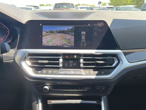 Used 2020 BMW 330i xDrive Sedan w/ Premium Package image 16