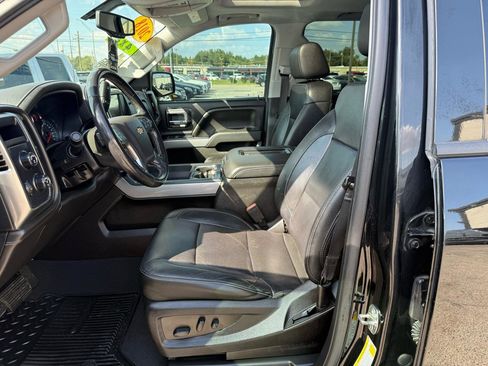 Used 2018 Chevrolet Silverado 1500 LTZ Z71 w/ LTZ Plus Package AWD/4WD image 11