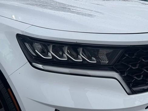 Certified 2021 Kia Sorento S w/ Panoramic Sunroof Package FWD image 9
