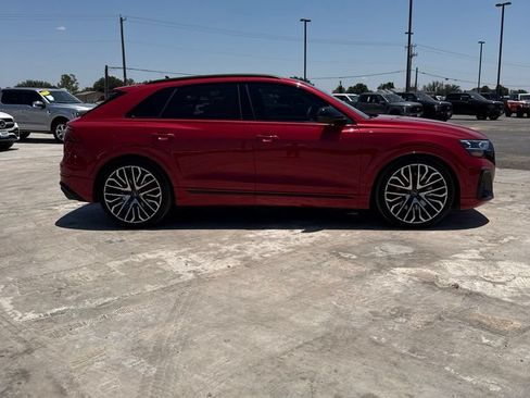 Used 2025 Audi SQ8 Prestige AWD/4WD image 4