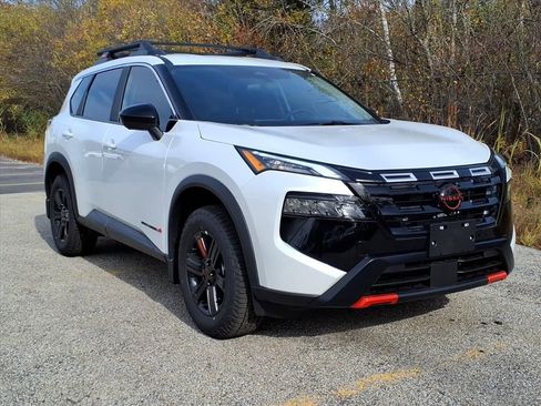 New 2026 Nissan Rogue Rock Creek image 2