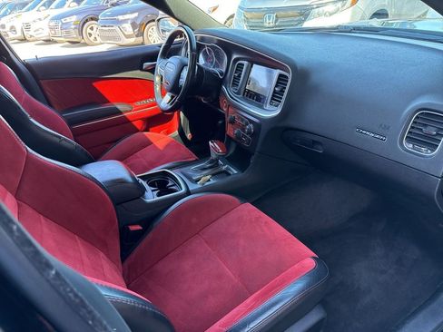 Used 2017 Dodge Charger R/T Scat Pack w/ Beats Audio Group image 46
