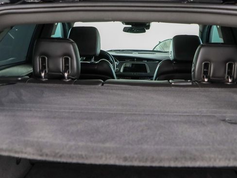 Used 2021 Cadillac XT4 Premium Luxury image 29