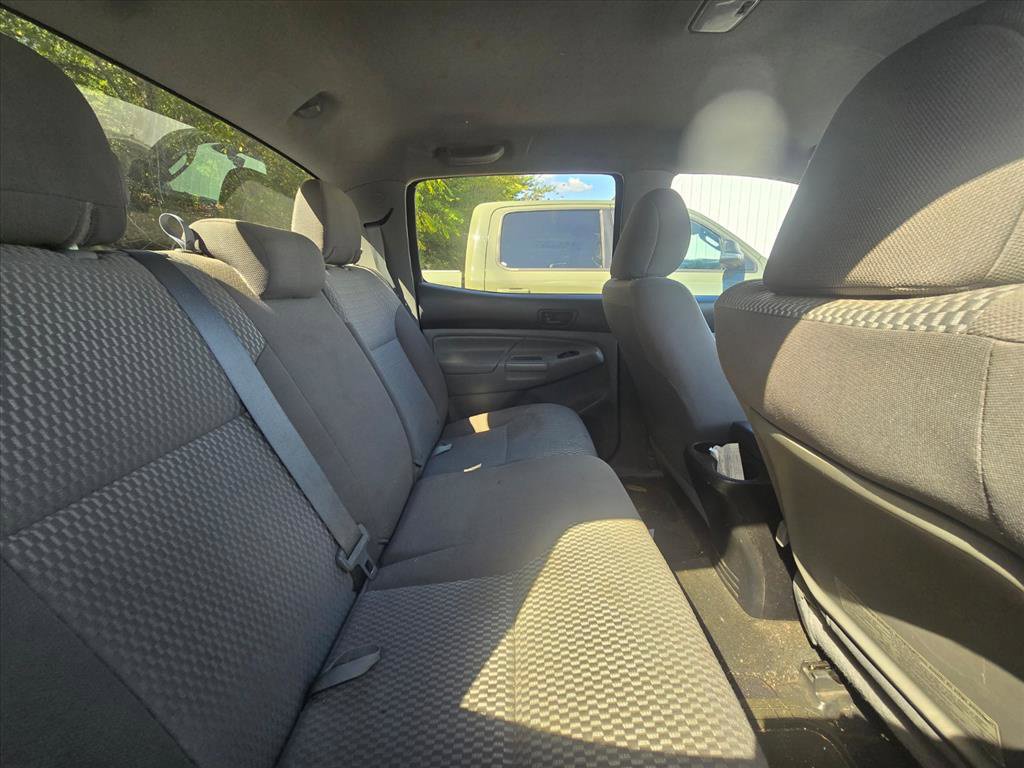 Used 2014 Toyota Tacoma PreRunner w/ Convenience Package RWD image 6