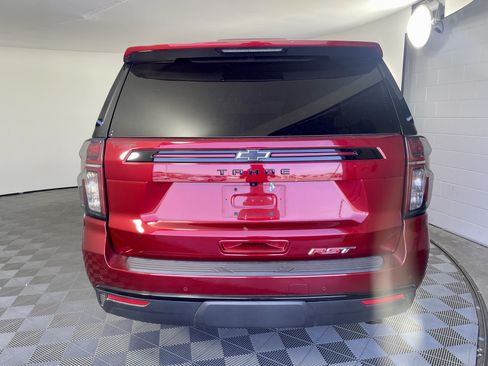 Used 2024 Chevrolet Tahoe RST w/ Luxury Package AWD/4WD image 4