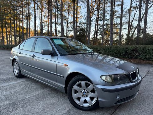 Used 2005 BMW 325i Sedan image 9