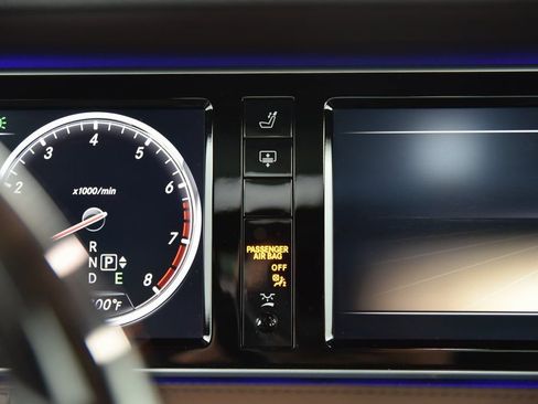 Used 2014 Mercedes-Benz S 550 Sedan image 26