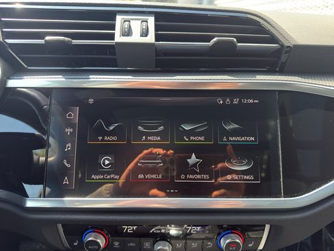 Used 2023 Audi Q3 2.0T Premium Plus image 23