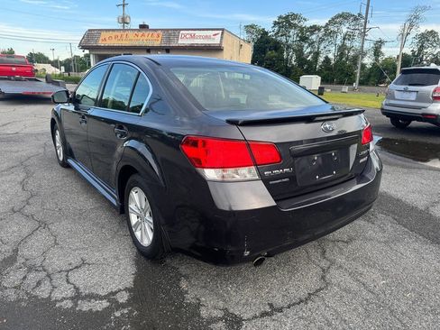 Used 2011 Subaru Legacy 2.5i Premium w/ All-Weather Pkg AWD/4WD image 3