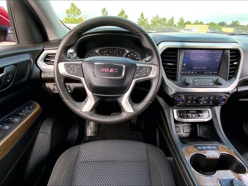 Used 2021 GMC Acadia SLE image 5