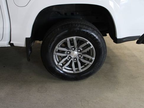 Used 2024 Chevrolet Colorado LT w/ LT Convenience Package AWD/4WD image 30