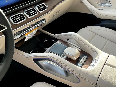 New 2026 Mercedes-Benz GLS 450 GLS 450 image 11