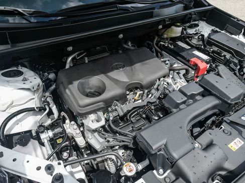 Certified 2025 Toyota RAV4 XLE w/ Convenience Package FWD image 26