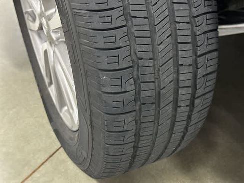 Used 2015 Nissan Pathfinder S FWD image 27