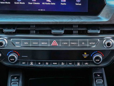 Used 2023 Kia Telluride EX X-Line image 13