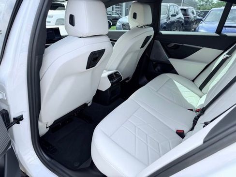 Certified 2026 BMW 530i xDrive AWD/4WD image 22