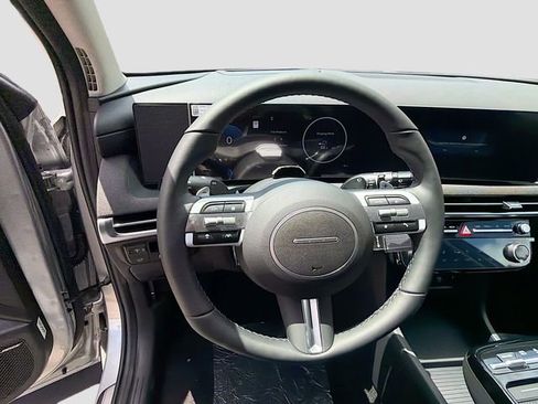 New 2026 Hyundai Tucson Limited FWD image 11