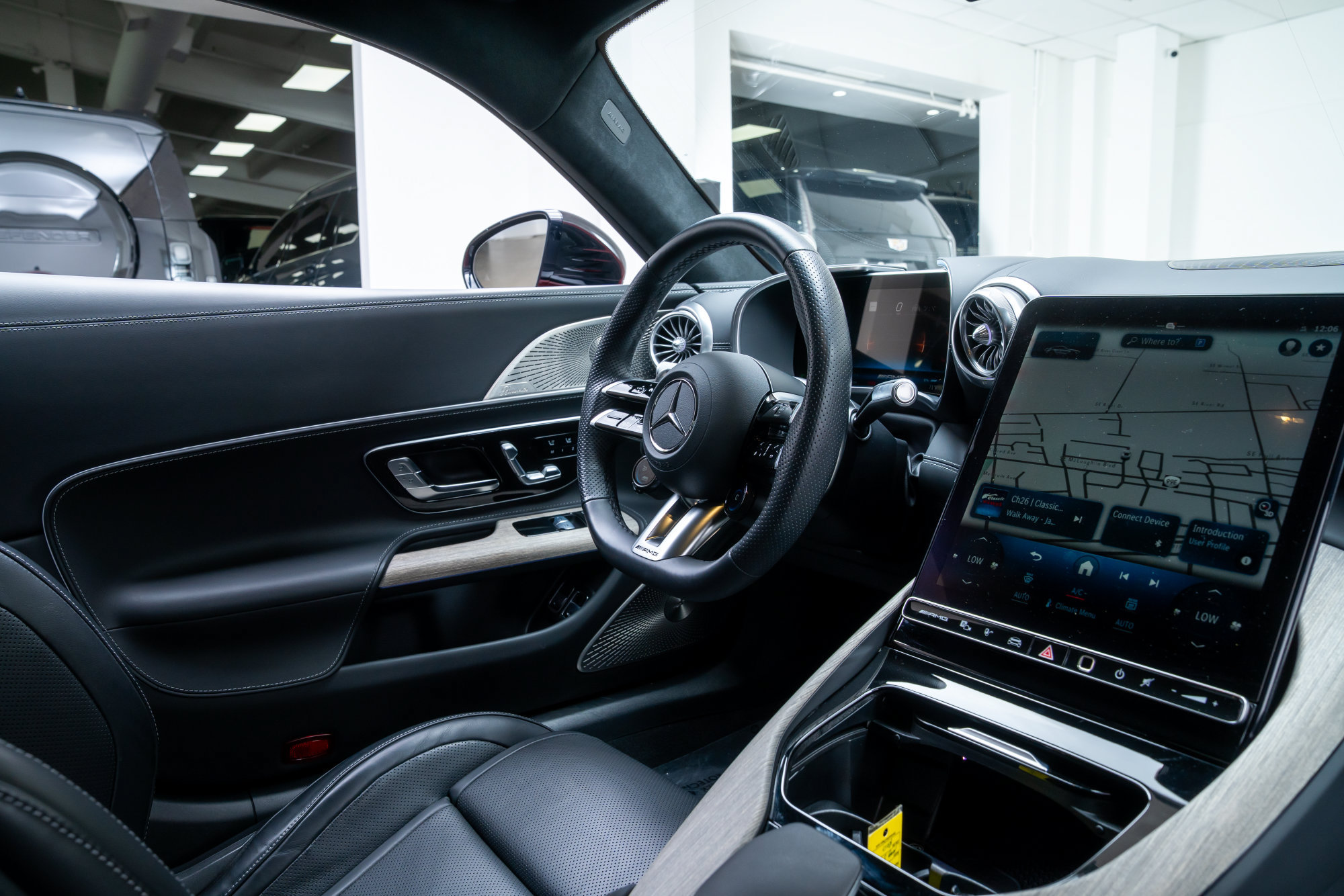 Used 2025 Mercedes-Benz AMG GT 63 S image 13