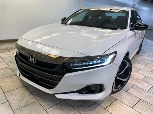 Used 2022 Honda Accord Sport image 1