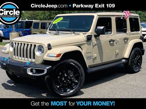 Certified 2022 Jeep Wrangler Unlimited Sahara w/ Cold Weather Group AWD/4WD image 1