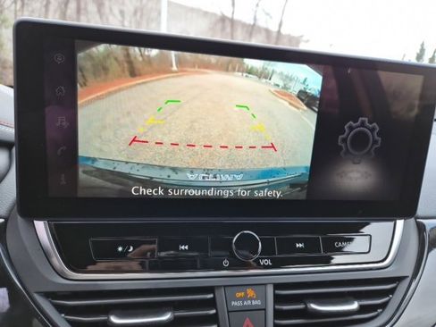 New 2025 Nissan Altima 2.5 SR image 28