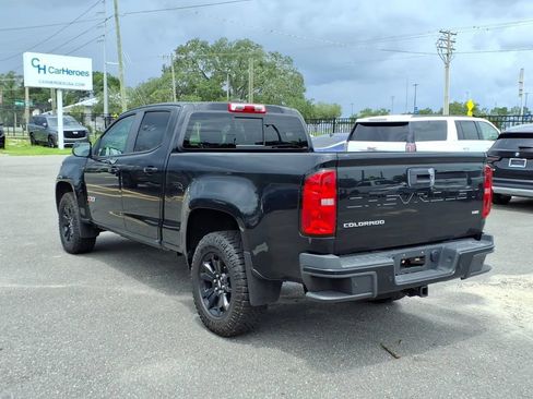 Used 2022 Chevrolet Colorado Z71 w/ Z71 Midnight Edition AWD/4WD image 5