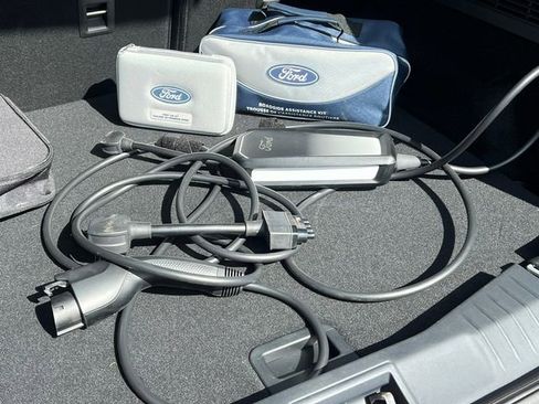 New 2023 Ford Mustang Mach-E Select w/ Comfort Package Lite image 35