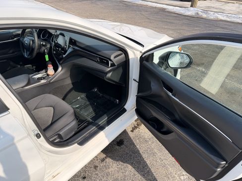 Used 2023 Toyota Camry LE image 14