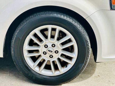 Used 2014 Ford Flex SEL w/ Equipment Group 202A FWD image 7