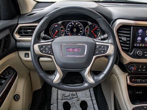 Used 2020 GMC Acadia Denali w/ Denali Ultimate Package AWD/4WD image 20