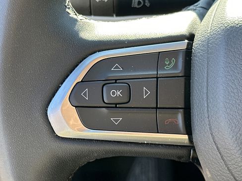 Used 2025 Jeep Compass Limited AWD/4WD image 24