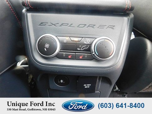 Used 2025 Ford Explorer ST AWD/4WD image 31