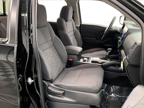 New 2026 Nissan Frontier S w/ Tow Package image 32