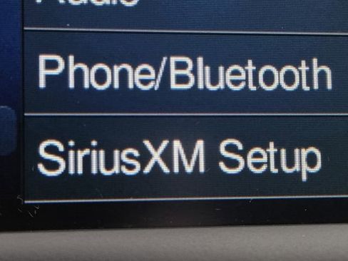 Used 2015 Chrysler 200 S w/ Comfort Group image 4