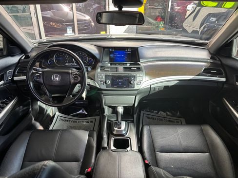 Used 2013 Honda Crosstour EX-L image 16