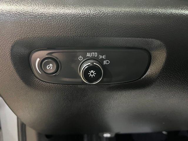 Used 2023 Chevrolet Traverse High Country AWD/4WD image 14