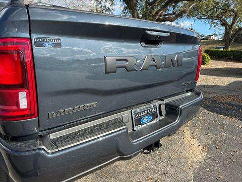 Used 2025 RAM 2500 Laramie w/ Night Edition image 42