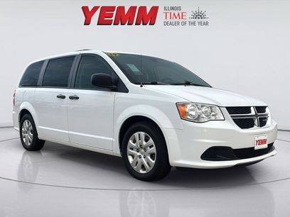 Used 2019 Dodge Grand Caravan SE w/ UConnect Hands-Free Group