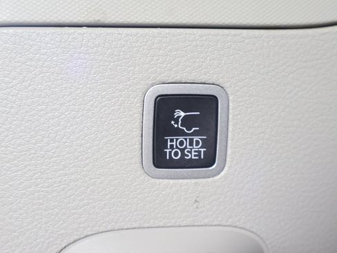 Used 2022 Jeep Wagoneer Series III w/ Premium Group I image 67